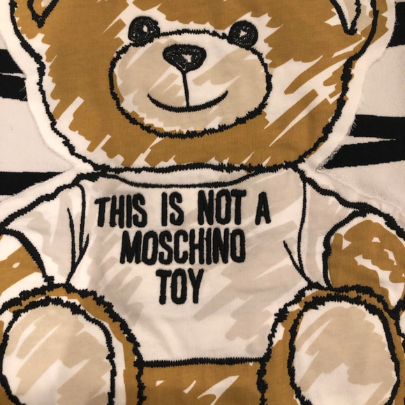 MOSCHINO SWEATER